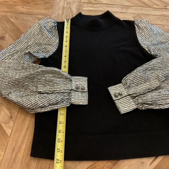 Tory Burch Cashmere Sweater Metallic Balloon Sleeve Mock Neck Black Gold S - Picture 9 of 9